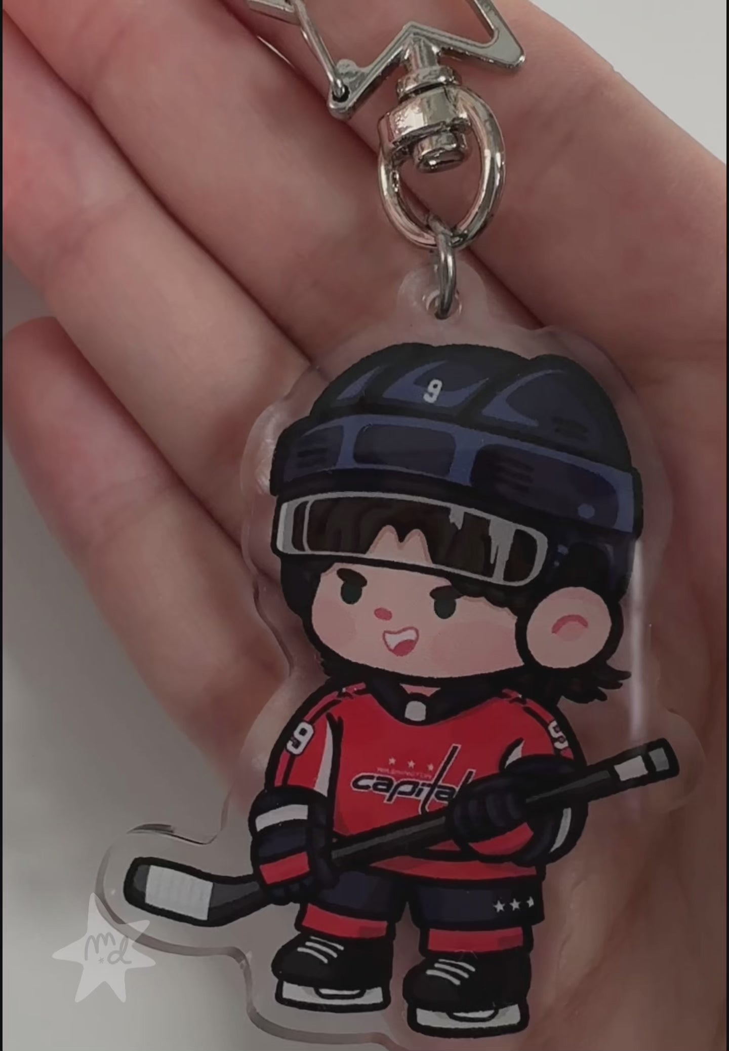 Video of fan-inspired keychain of Washington Capital hockey player Ryan Leonard by Monday Doodles